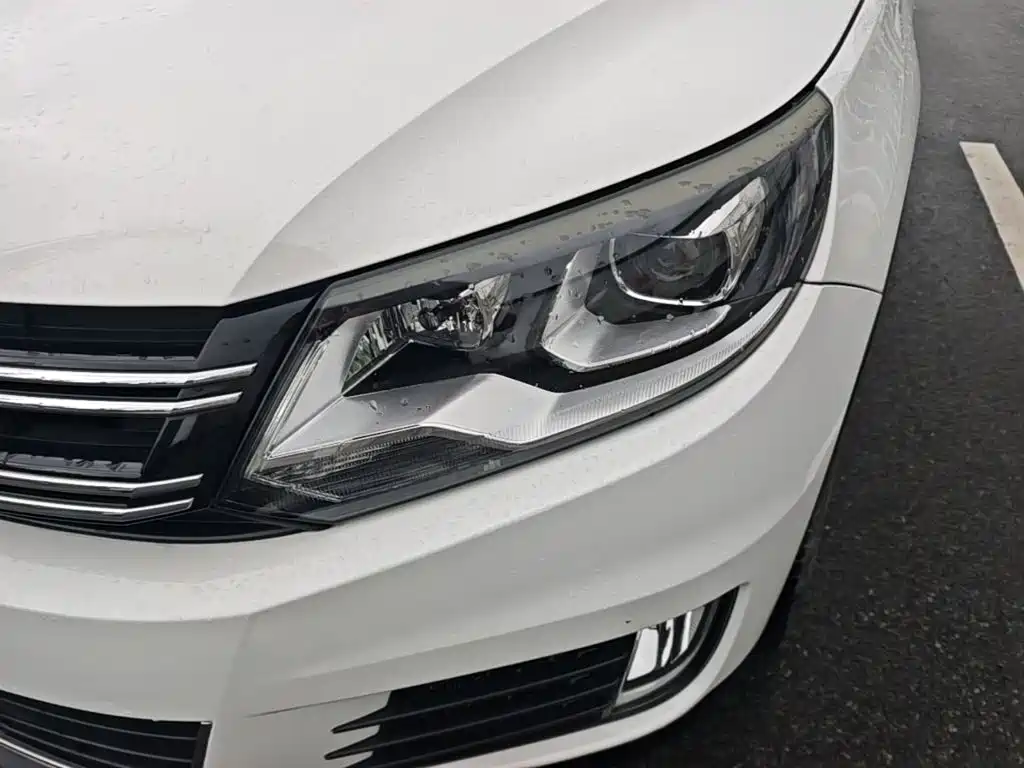 Volkswagen Tiguan 2014 — фото 24