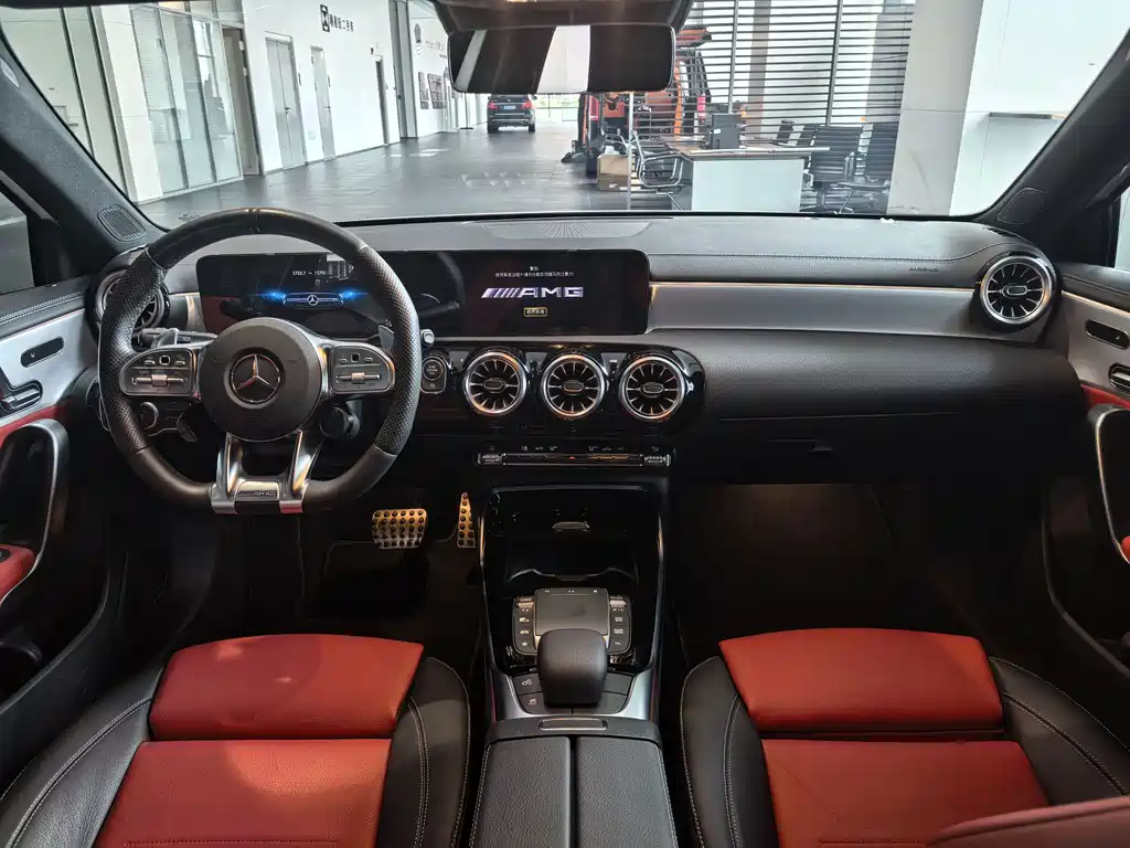 Mercedes-Benz A-Class AMG 2023 — фото 10