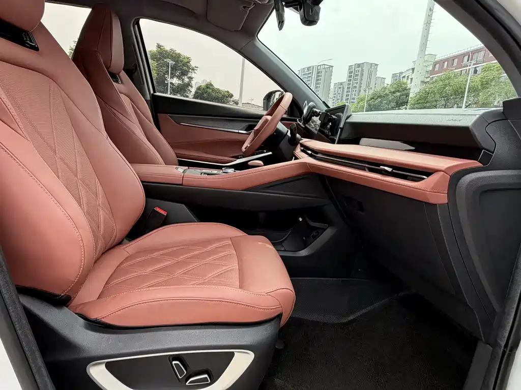 Changan CS75 PLUS 2024 — фото 16