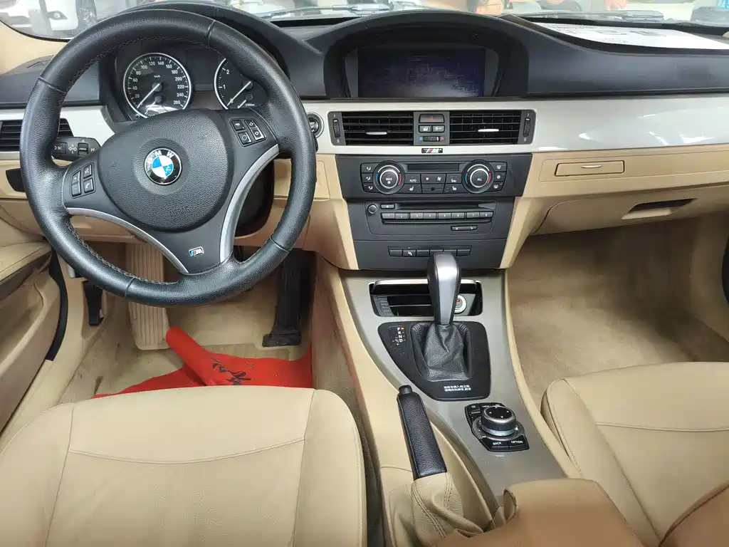 BMW 3 Series 2012 — фото 12