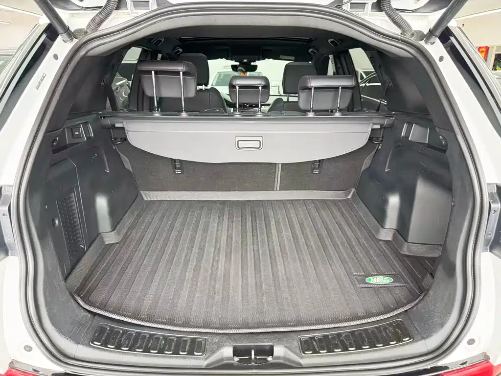 Land Rover Discovery Sport 2021 — фото 18