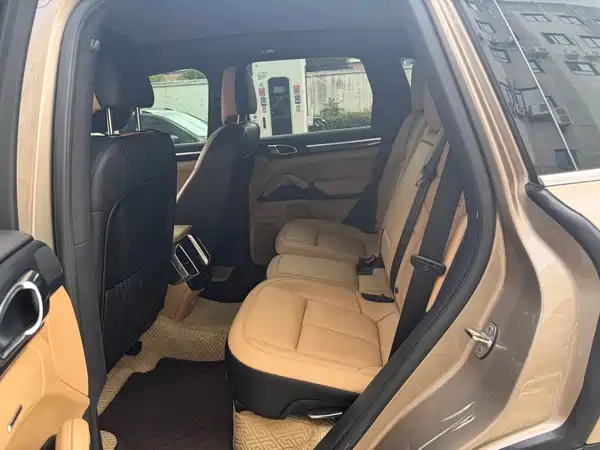Porsche Cayenne 2016