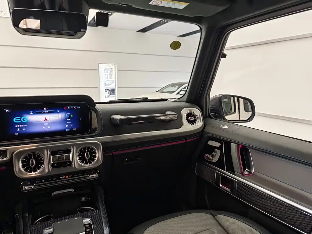 Mercedes-Benz G-Class New Energy 2025 — фото 14
