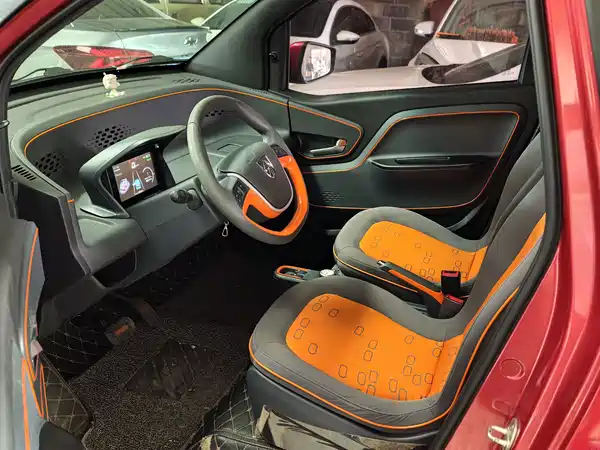Baojun E100 2019