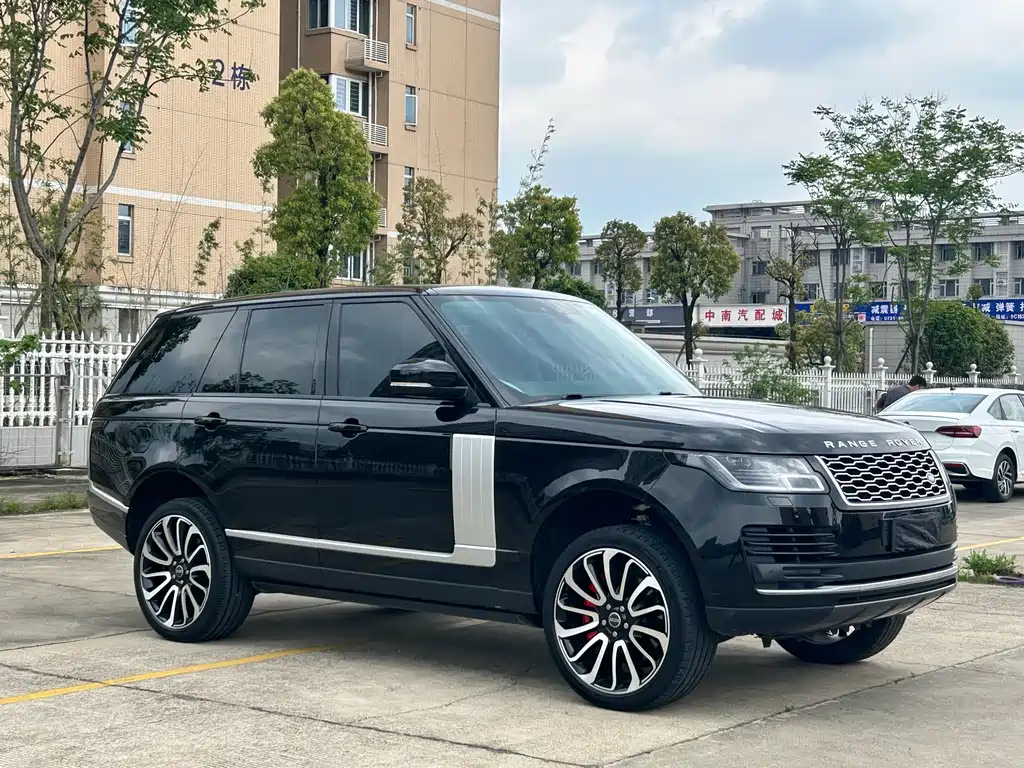 Land Rover Range Rover 2018 — фото 3