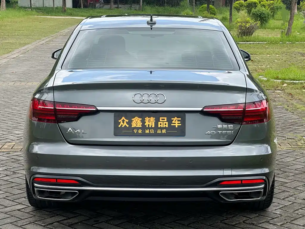 Audi A4L 2021 — фото 14