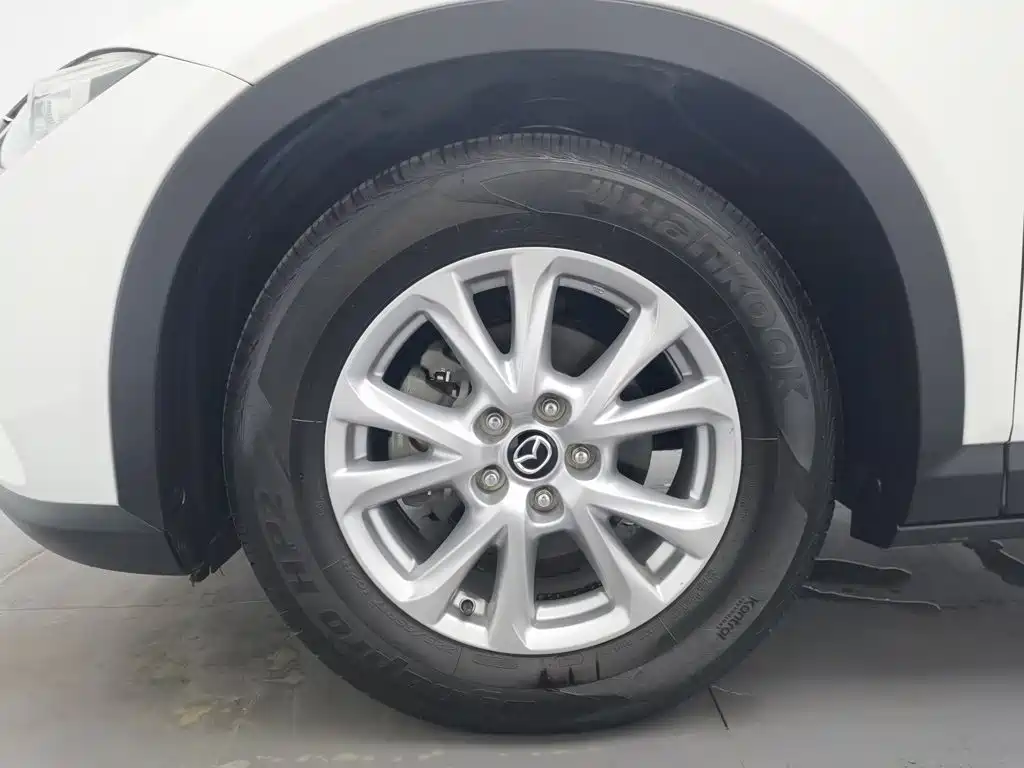 Mazda CX-4 2018 — фото 17