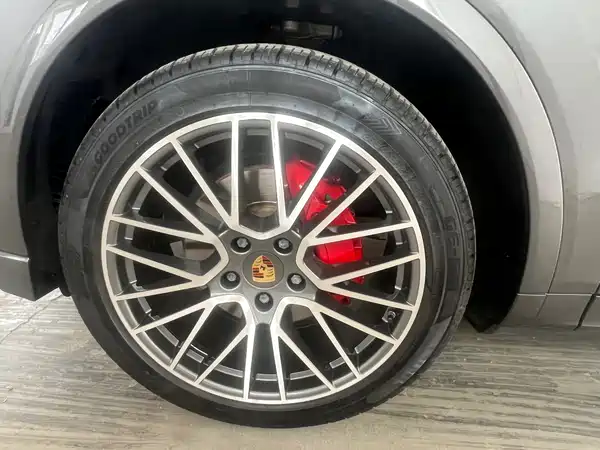Porsche Cayenne 2020