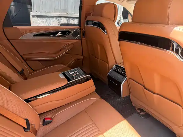 Hongqi H9 2021