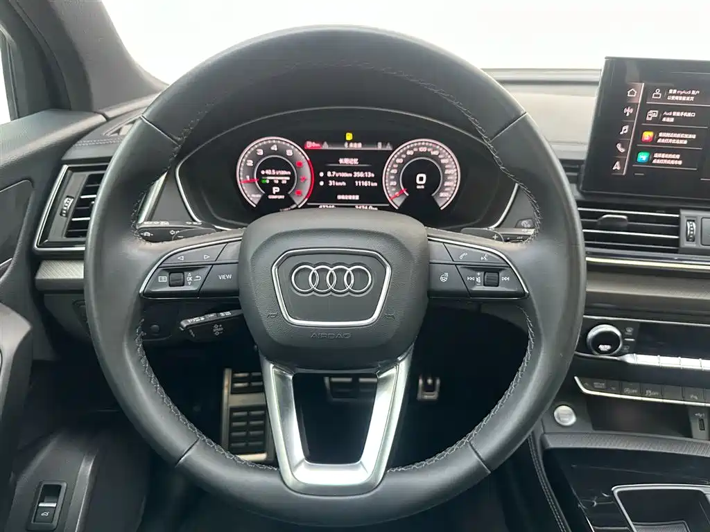Audi Q5L 2024 — фото 10