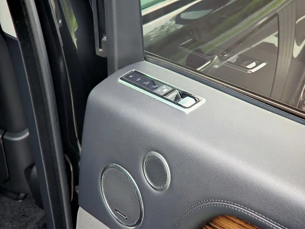 Land Rover Range Rover 2019 — фото 13