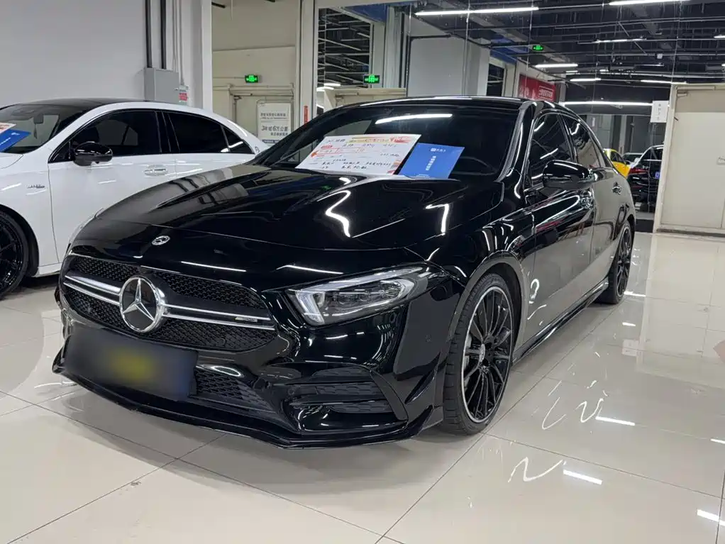 Mercedes-Benz A-Class AMG 2022 — фото 1
