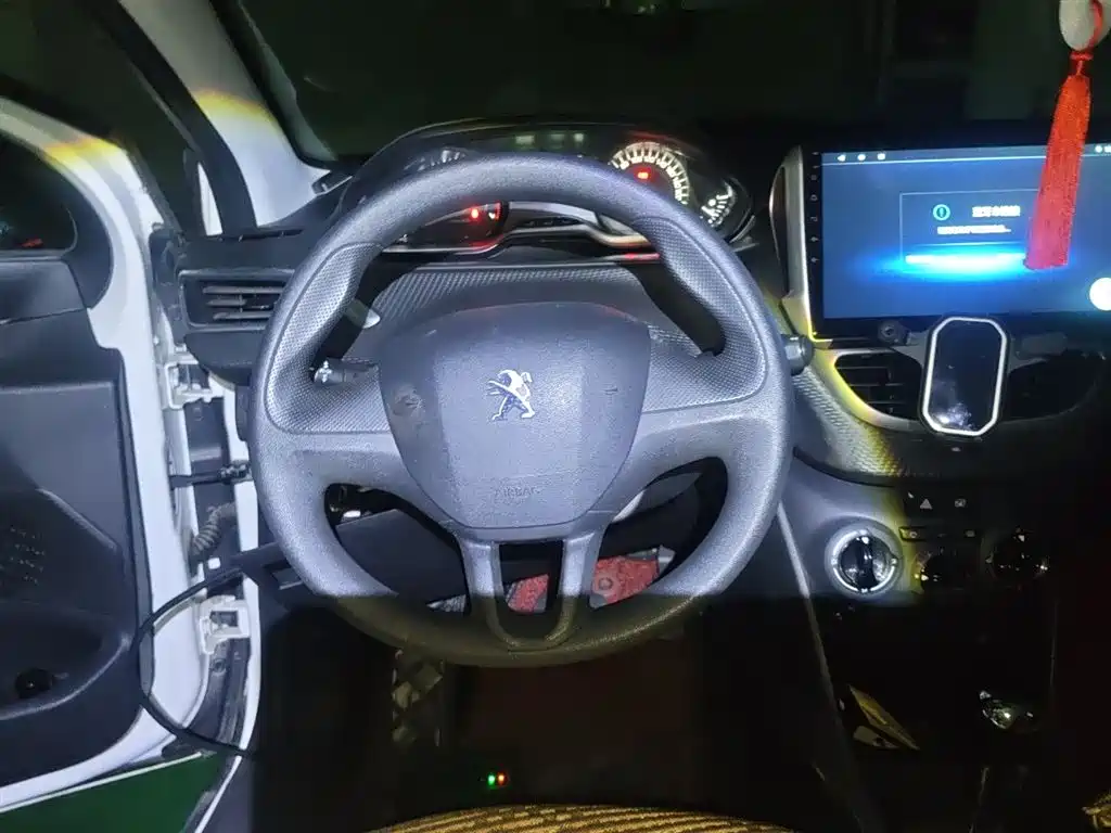 Peugeot 2008 2017