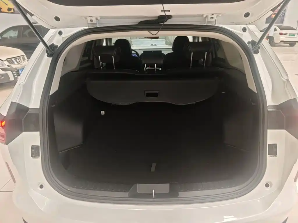 Haval H6 2023 — фото 19
