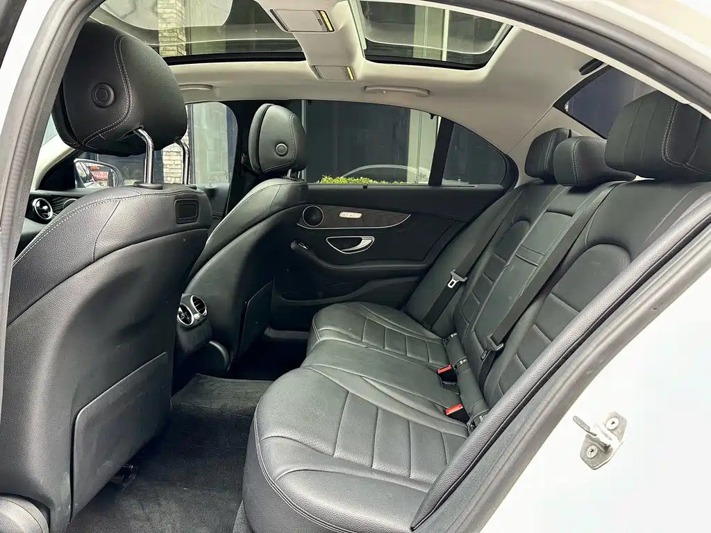 Mercedes-Benz C-Class 2018