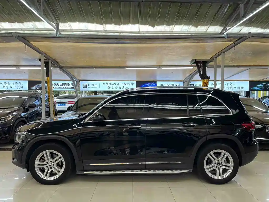 Mercedes-Benz GLB 2023 — фото 10