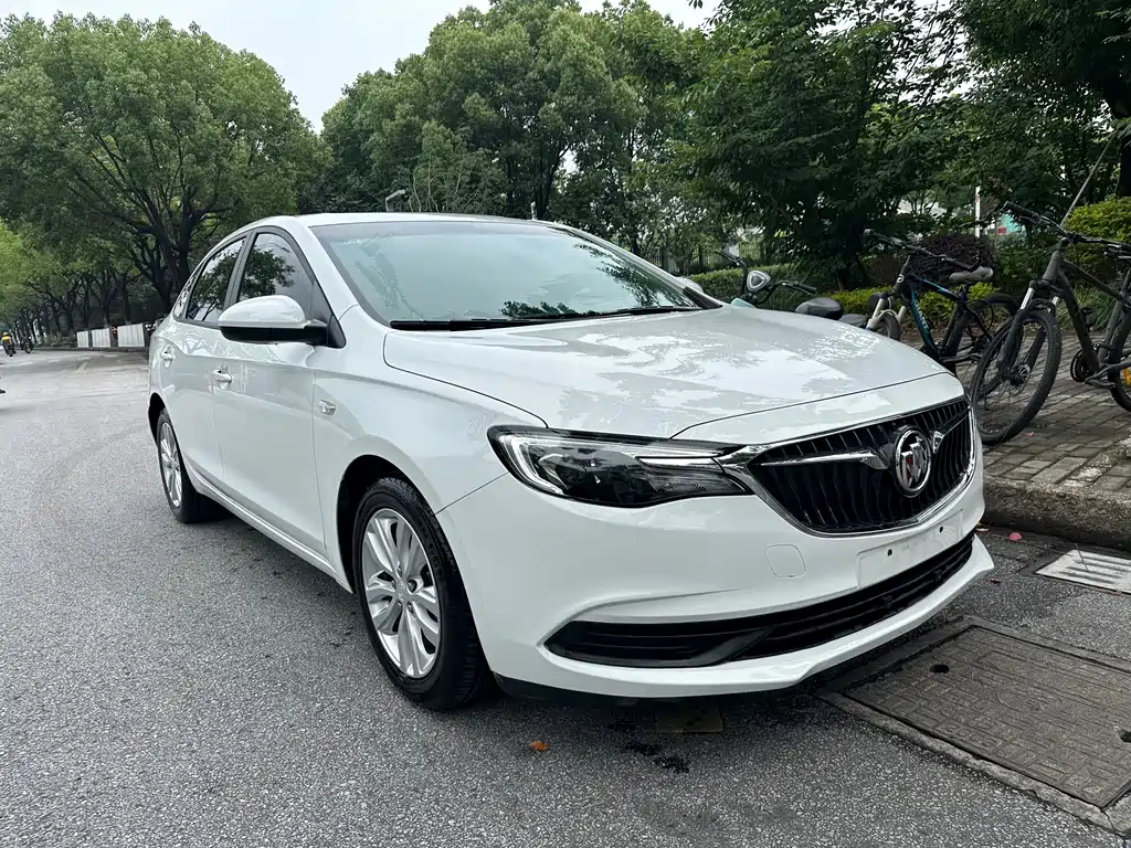 Buick Excelle 2020 — фото 3