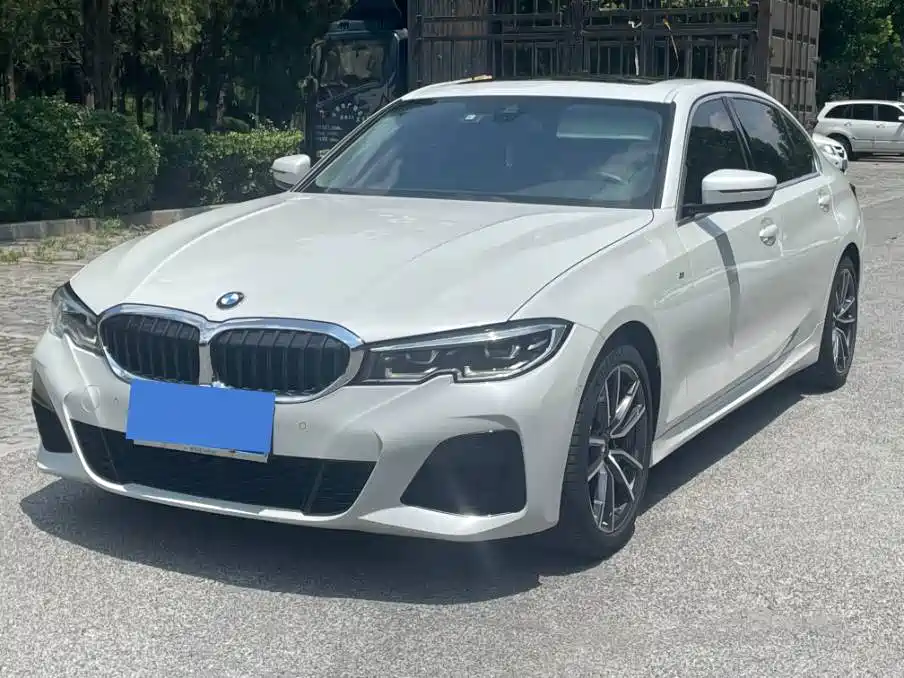 BMW 3 Series 2021