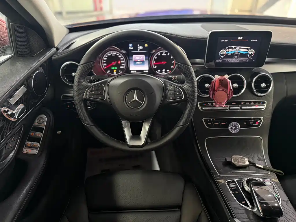 Mercedes-Benz C-Class 2014 — фото 23