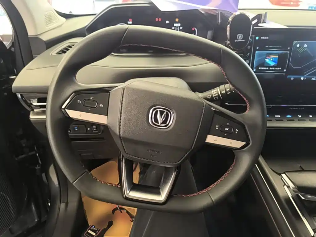 Changan CS55PLUS 2022 — фото 11