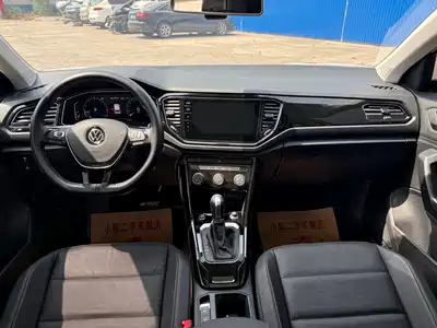 Volkswagen T-Roc 2021