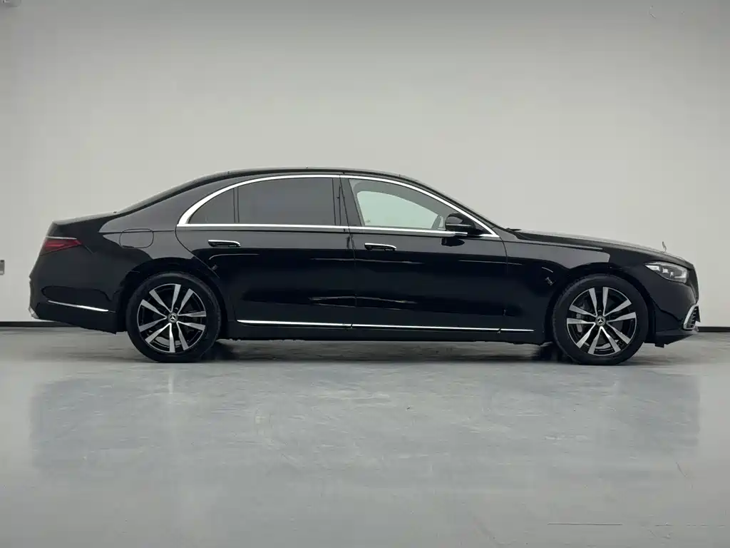 Mercedes-Benz S-Class 2023 — фото 13