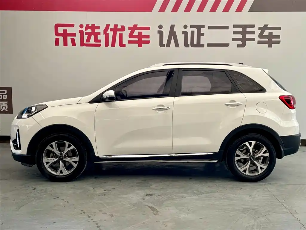 Kia KX3 2017 — фото 3