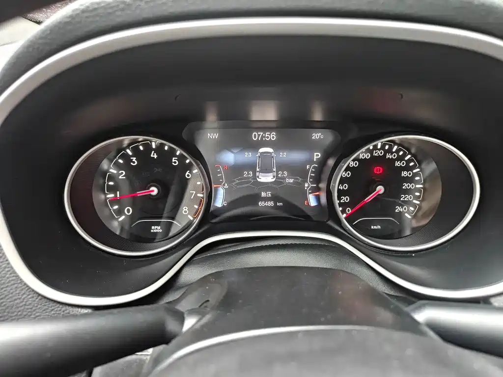 Jeep Compass 2020 — фото 8