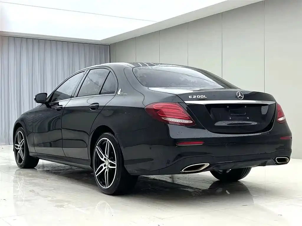 Mercedes-Benz E-Class 2017