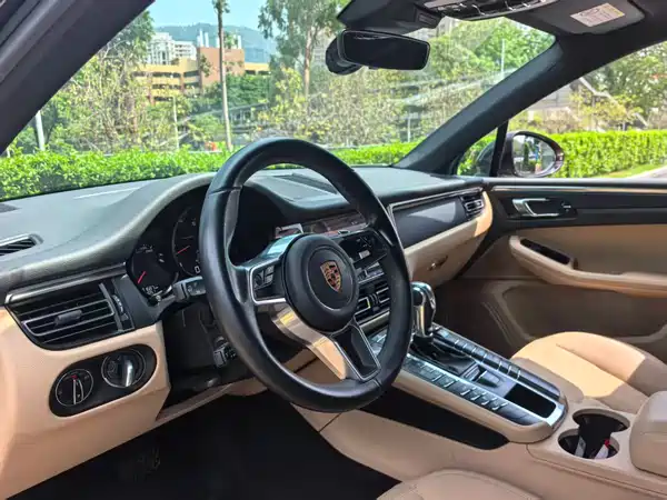 Porsche Macan 2018