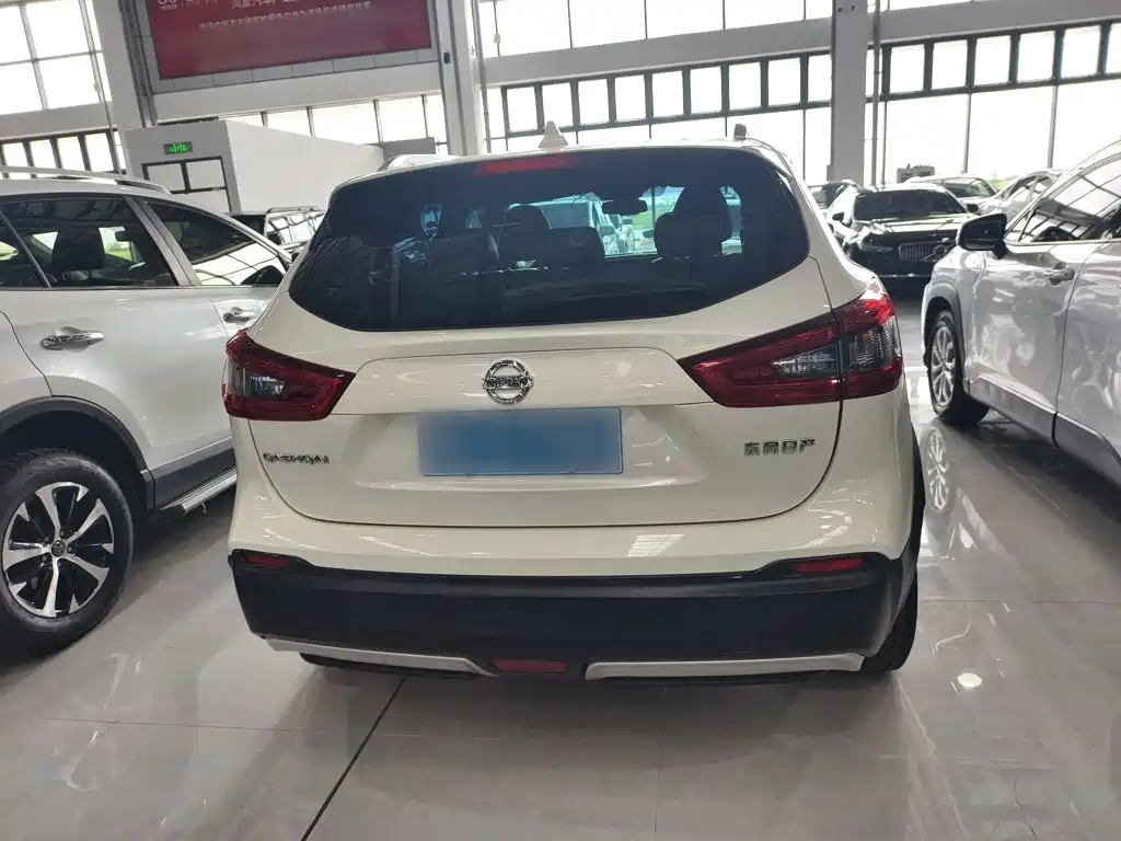 Nissan Qashqai 2022 — фото 12