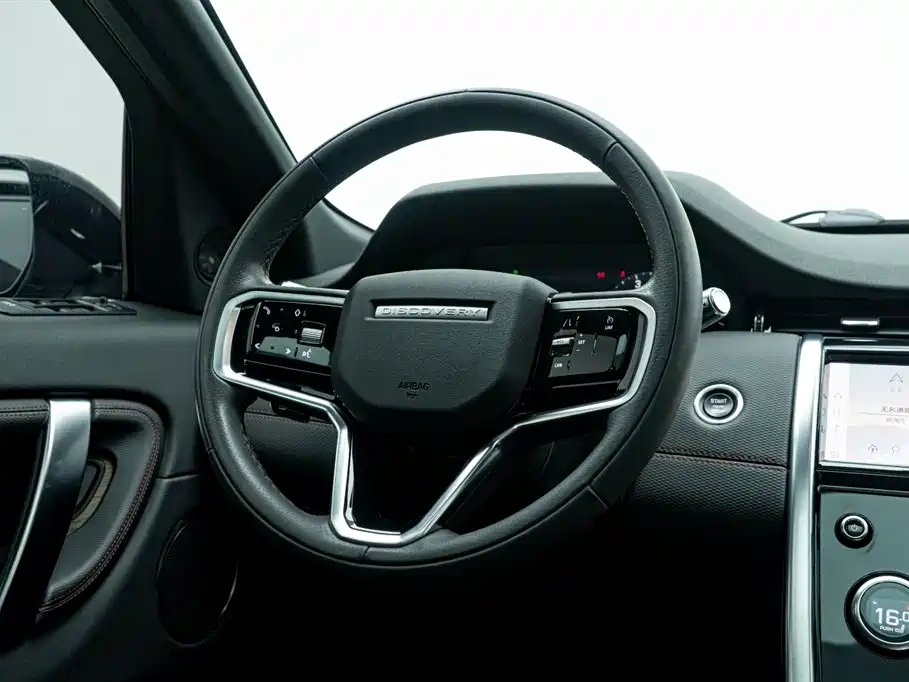 Land Rover Discovery Sport 2023 — фото 21