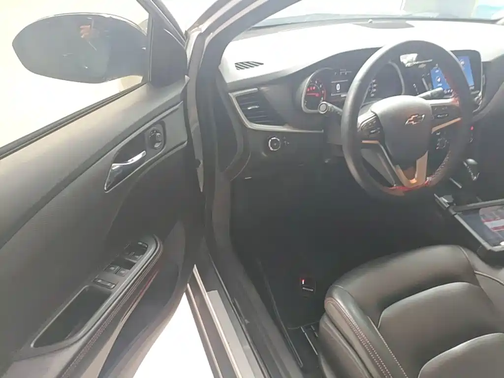 Chevrolet Monza 2020 — фото 16