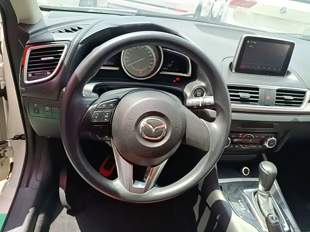 Mazda 3 Angkesela 2015 — фото 11