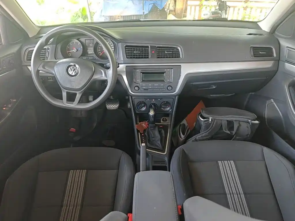 Volkswagen Gran Lavida 2017 — фото 10
