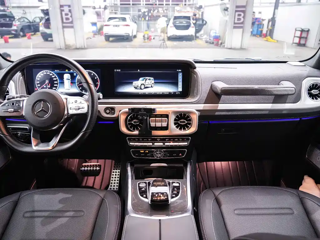 Mercedes-Benz G-Class 2022 — фото 14