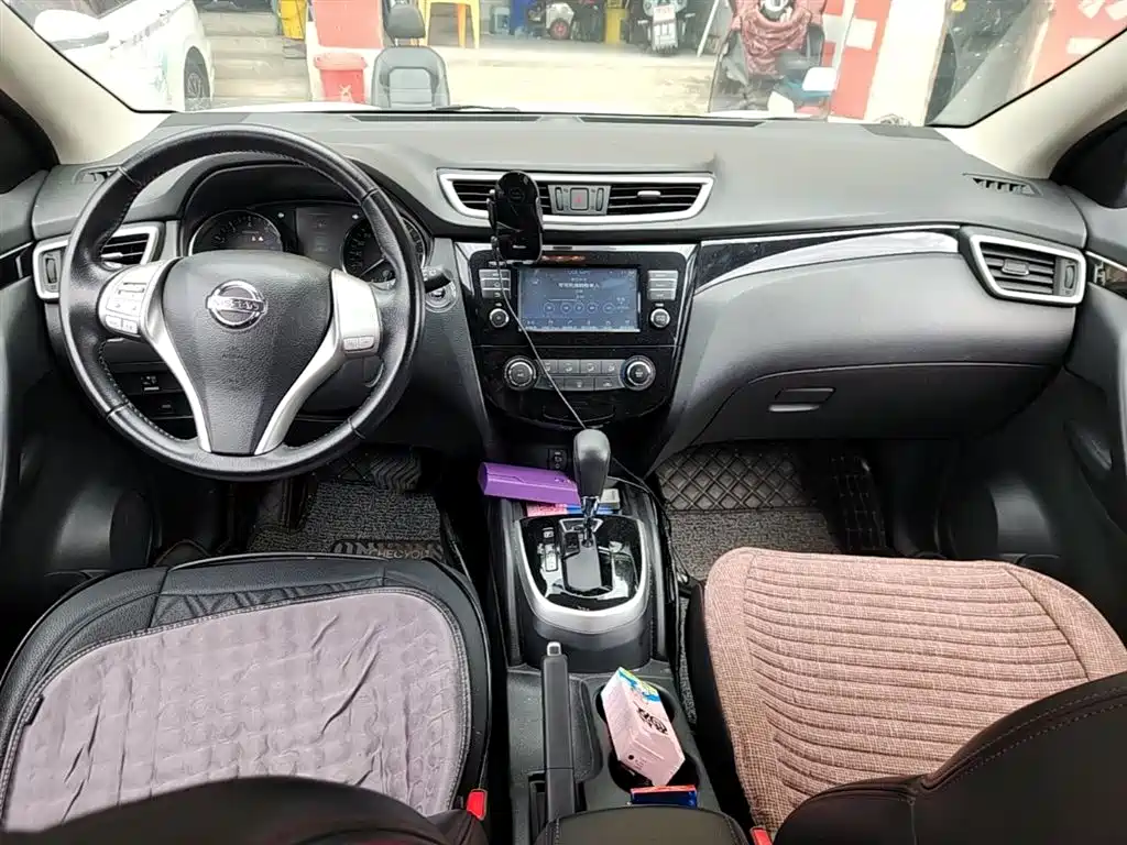 Nissan Qashqai 2017 — фото 10