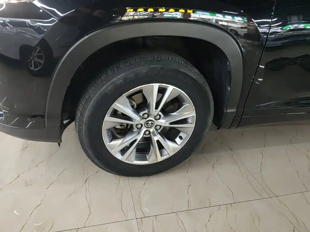 Toyota Highlander 2019 — фото 23
