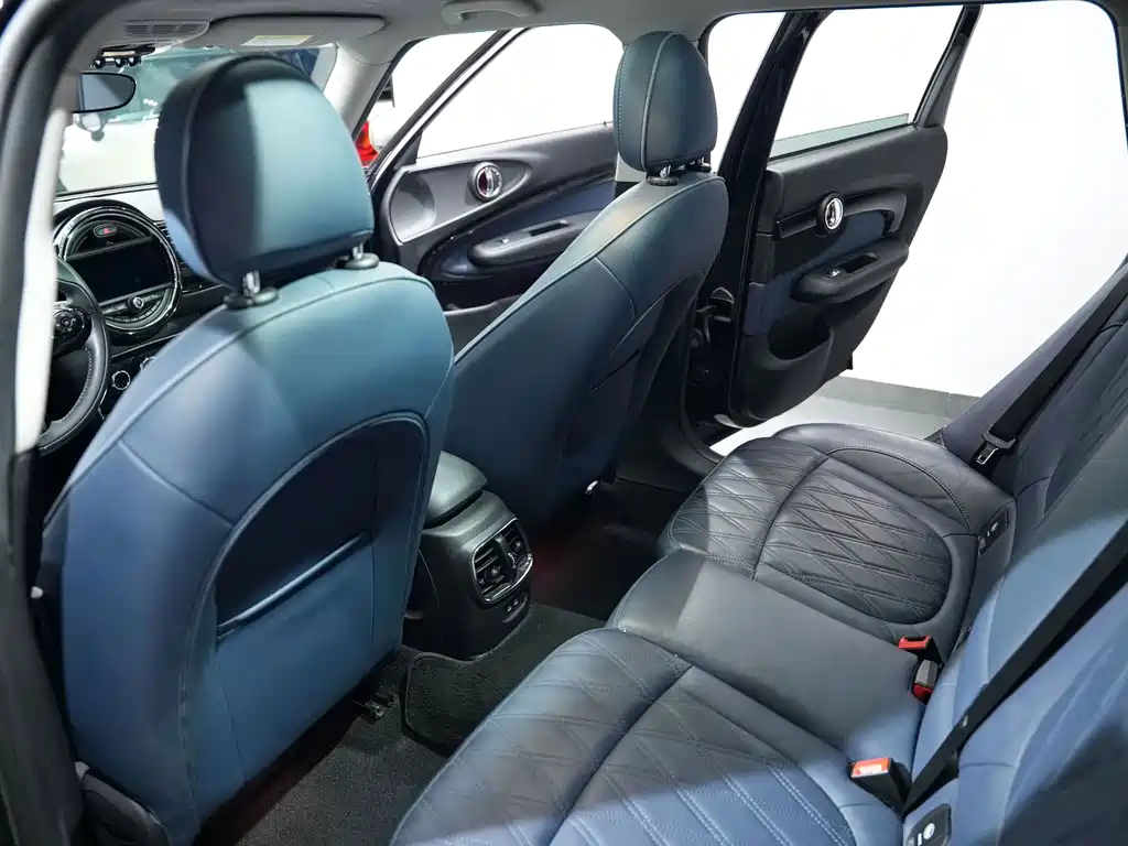 MINI Clubman 2020 — фото 17