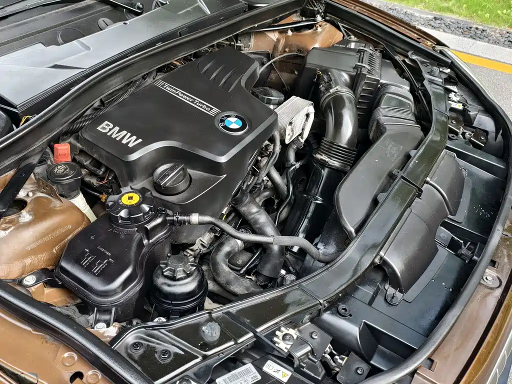 BMW X1 2012 — фото 19
