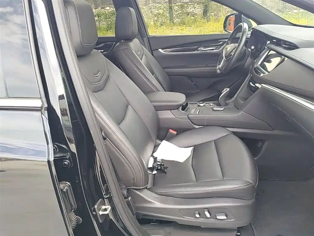 Cadillac XT5 2022 — фото 25