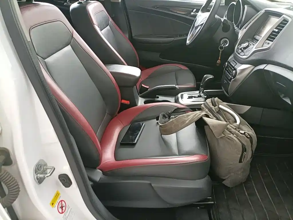 Changan Eado XT 2014 — фото 25