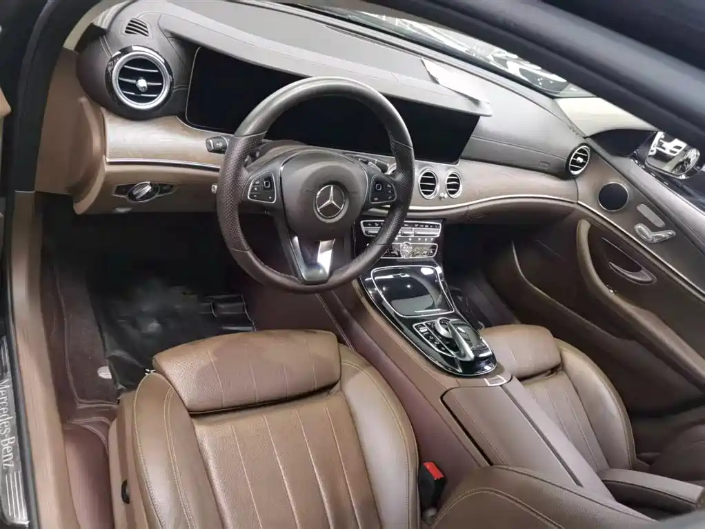 Mercedes-Benz E-Class 2016