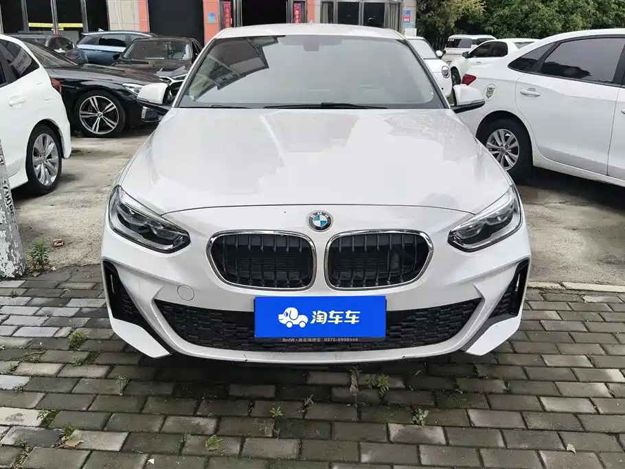 BMW 1 Series 2023