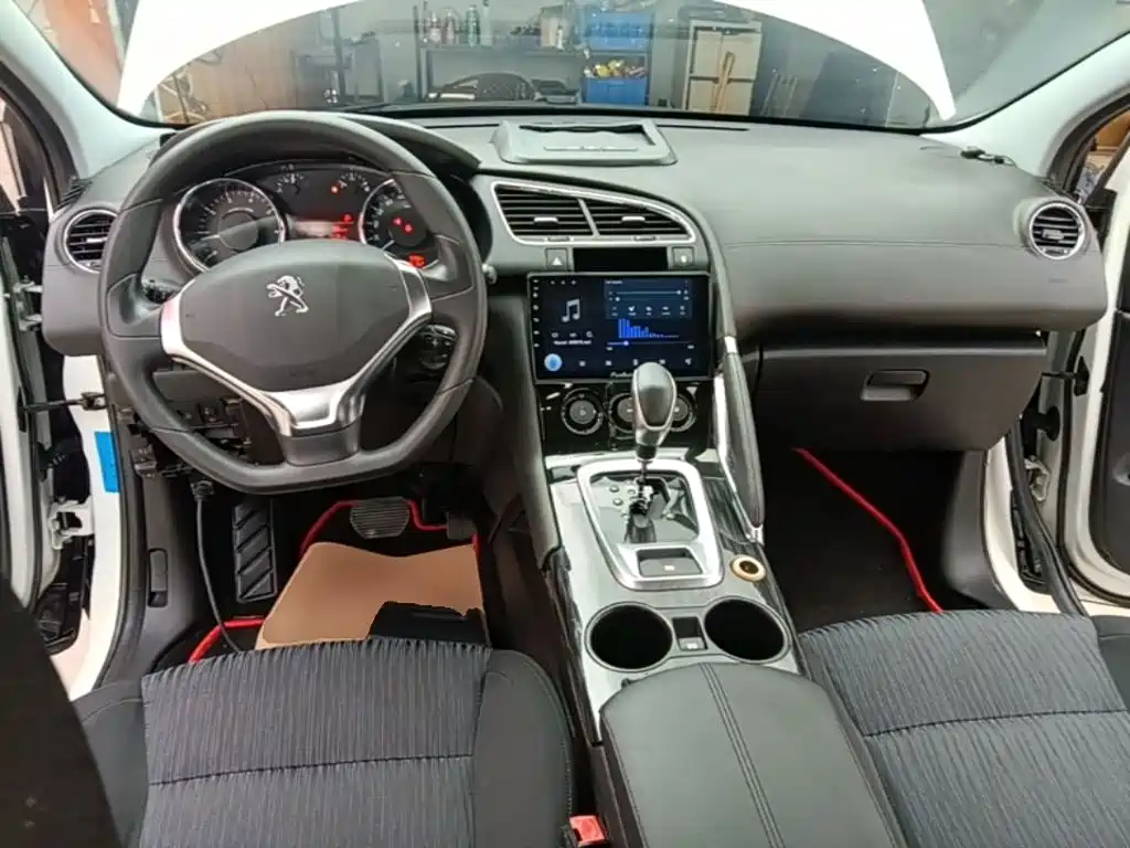 Peugeot 3008 2015 — фото 10