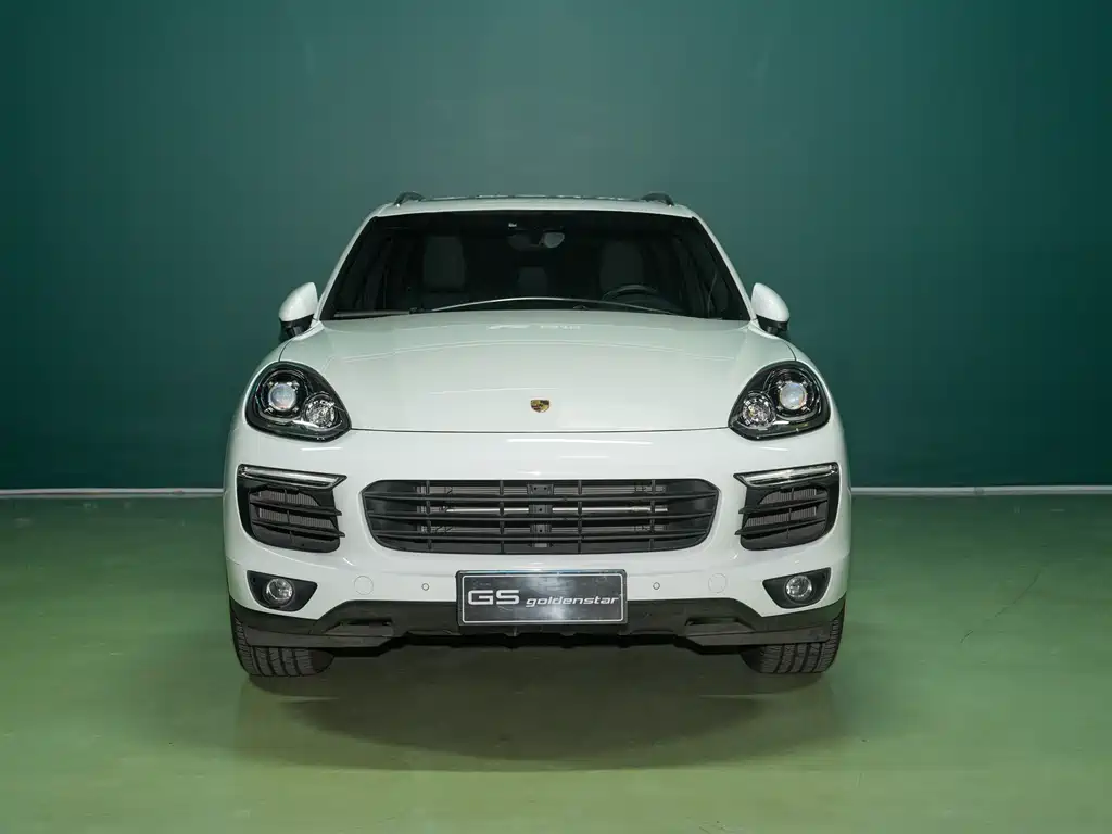 Porsche Cayenne 2018 — фото 2
