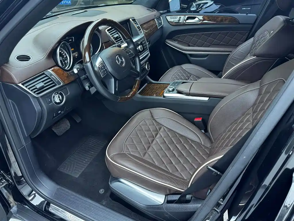 Mercedes-Benz GL-Class 2015 — фото 18