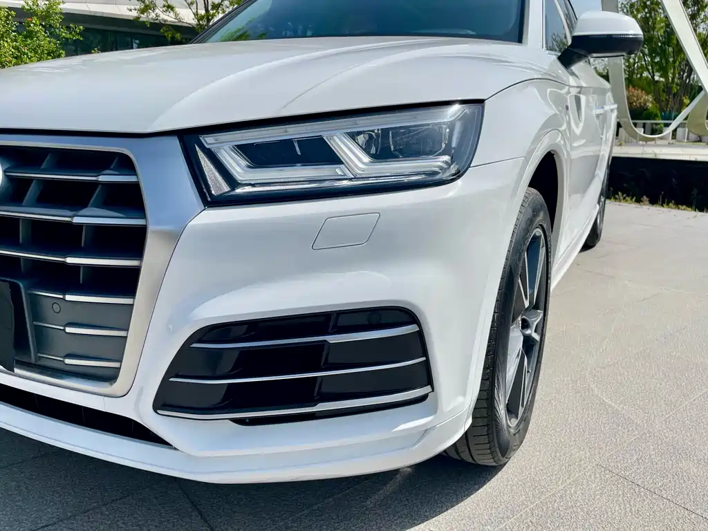 Audi Q5L 2019 — фото 4