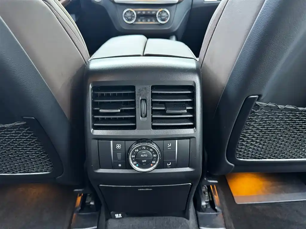 Mercedes-Benz GL-Class 2015 — фото 22