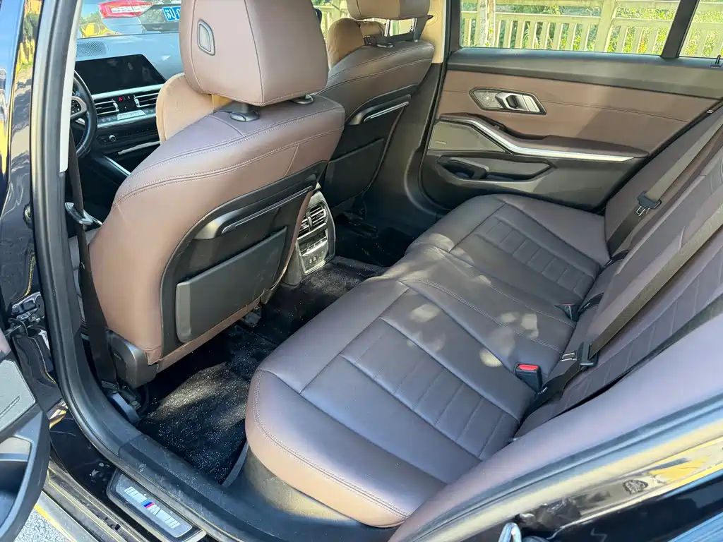 BMW 3 Series 2021